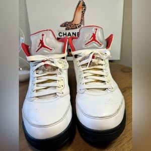 Retro 5 Jordans size 10 white/black/red used